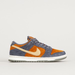 Nike SB Dunk Low Pro Light Carbon Monarch